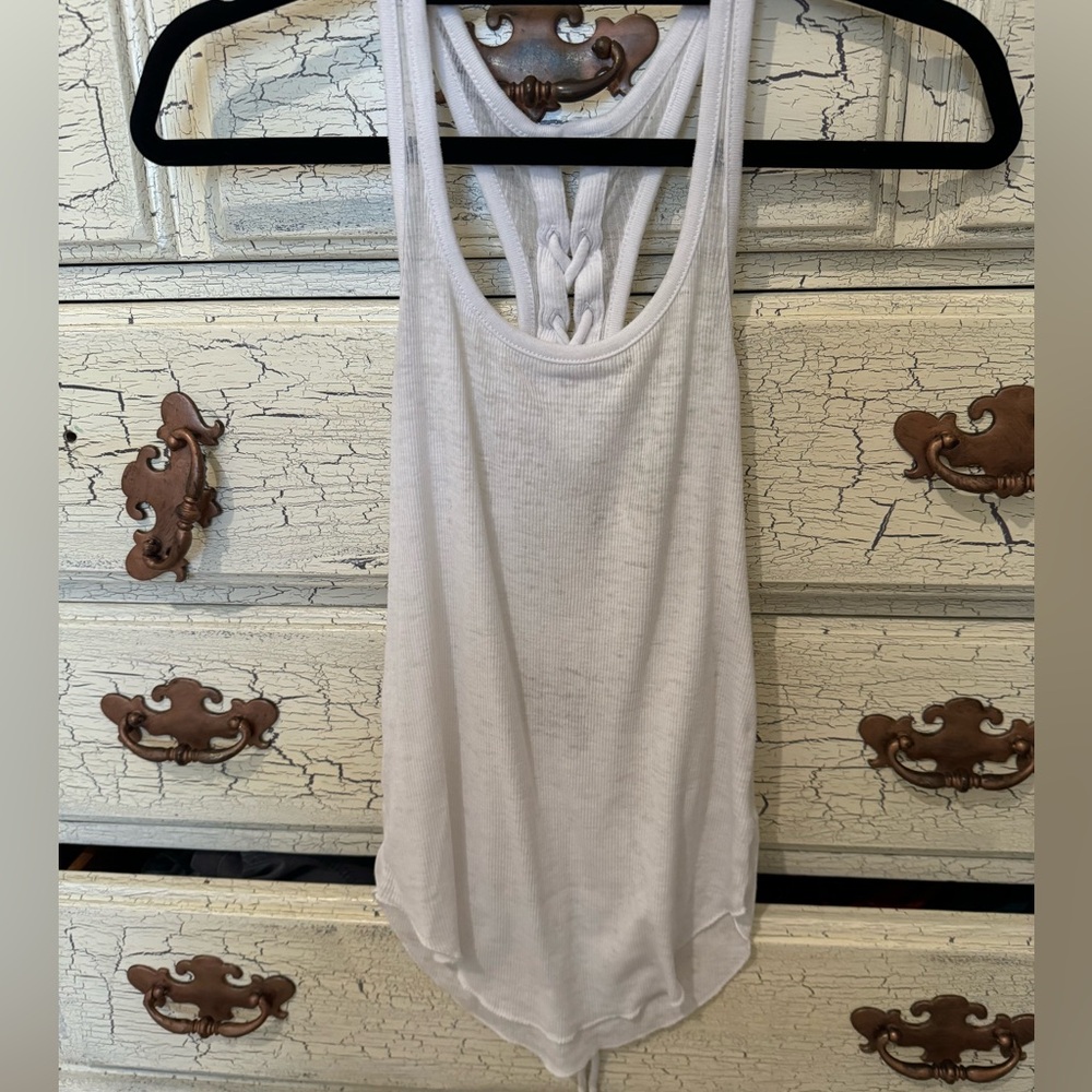 Chaser tank with tie back. Size XS